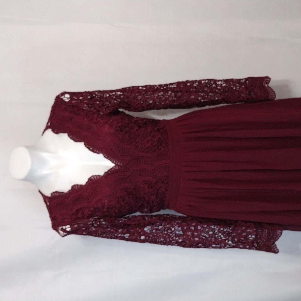 NWT Lulus Burgundy Lace Open Back Maxi Gown Romantic Formal Evening Glam Medium - Picture 4 of 14